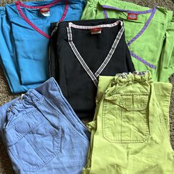 Scrubs- 3 Sets Of Small Dickies, XS Apple Green And Ceil Koi Pants (2)