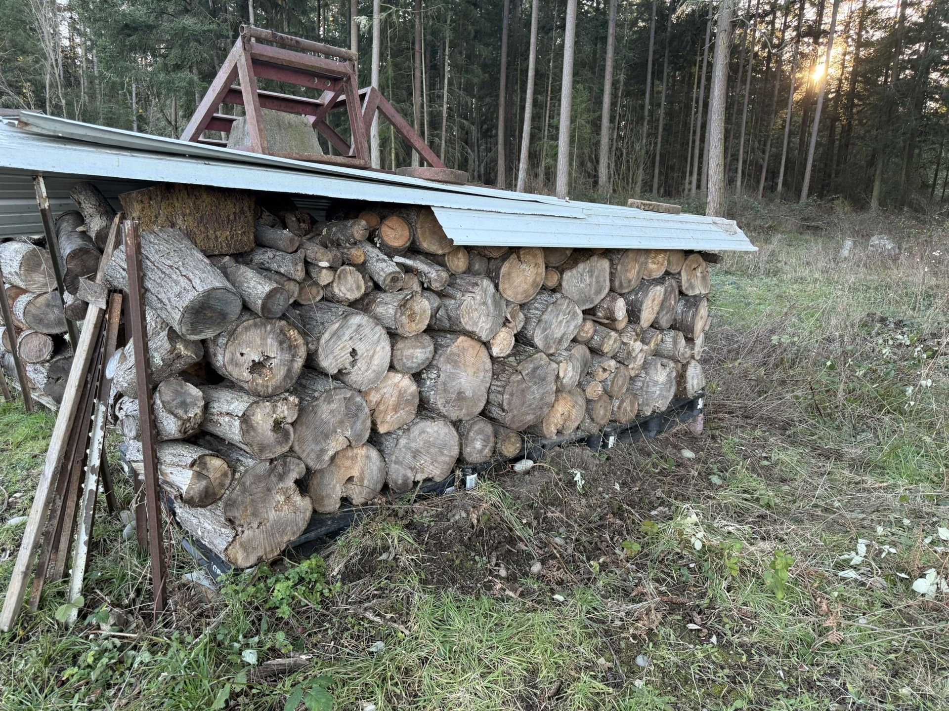 Dry Seasoned Alder Firewood