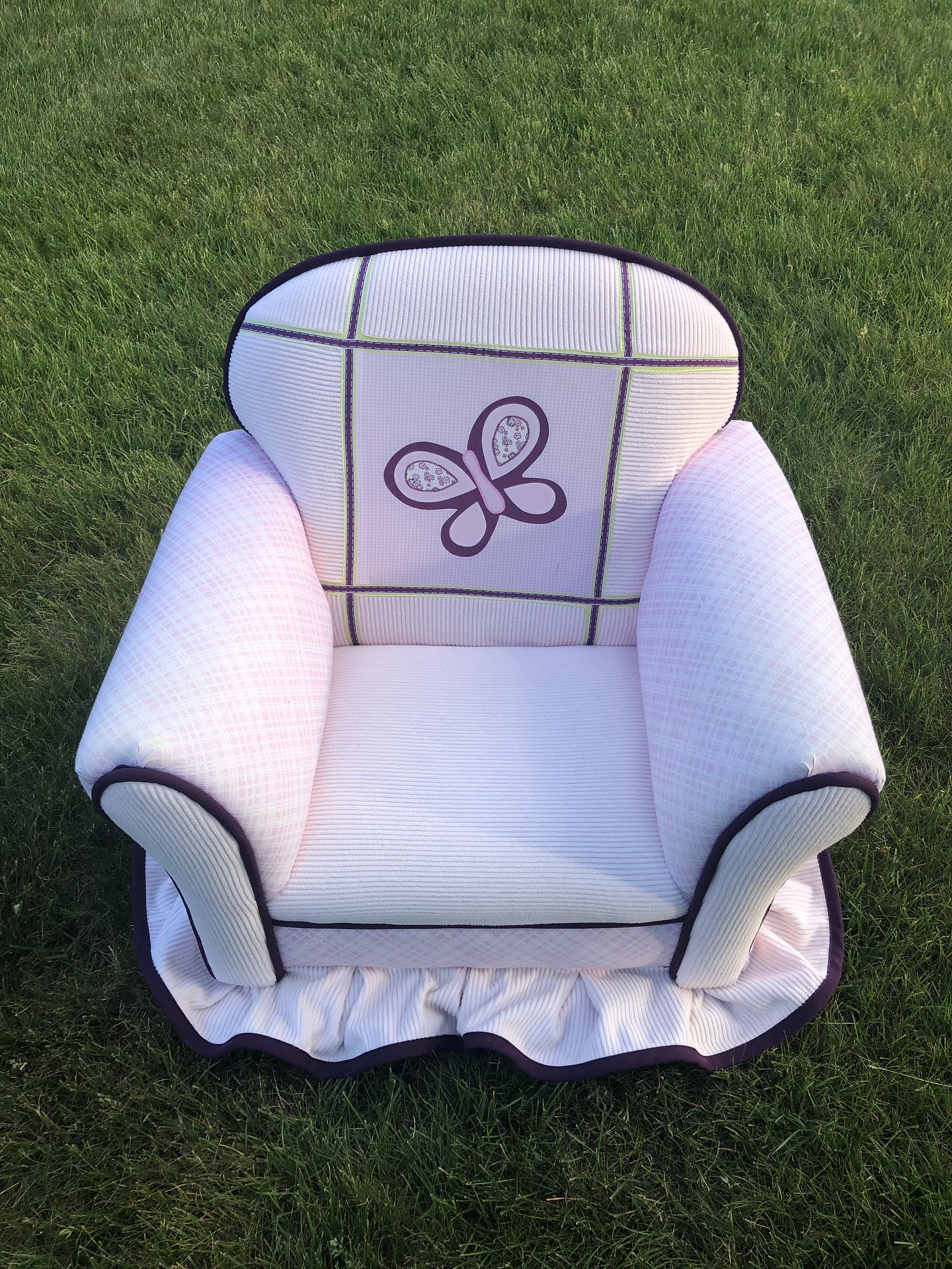 Pink Upholstered Butterfly Embroidered Kids Chair