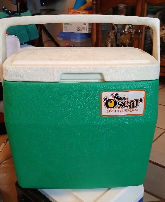 Vintage Oscar By Coleman Cooler 16qt