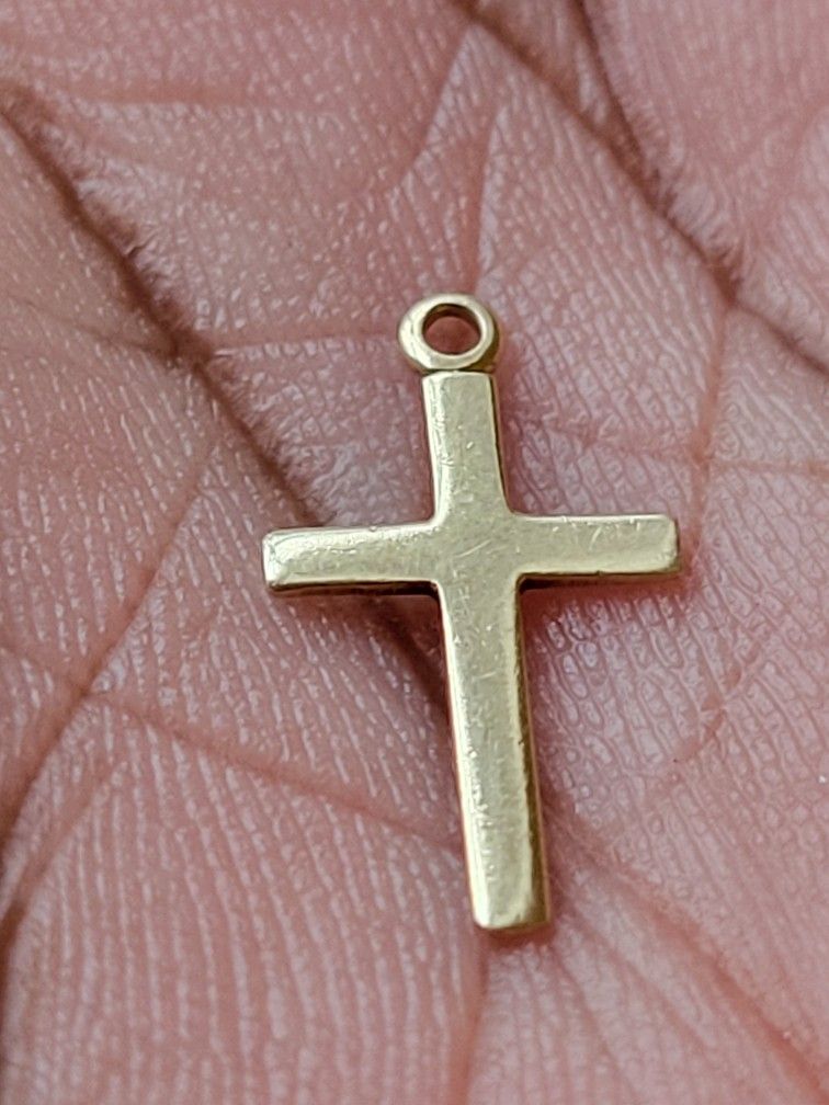 14kt Gold Tiny Cross Pendant