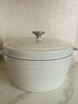 NEW Dutch oven