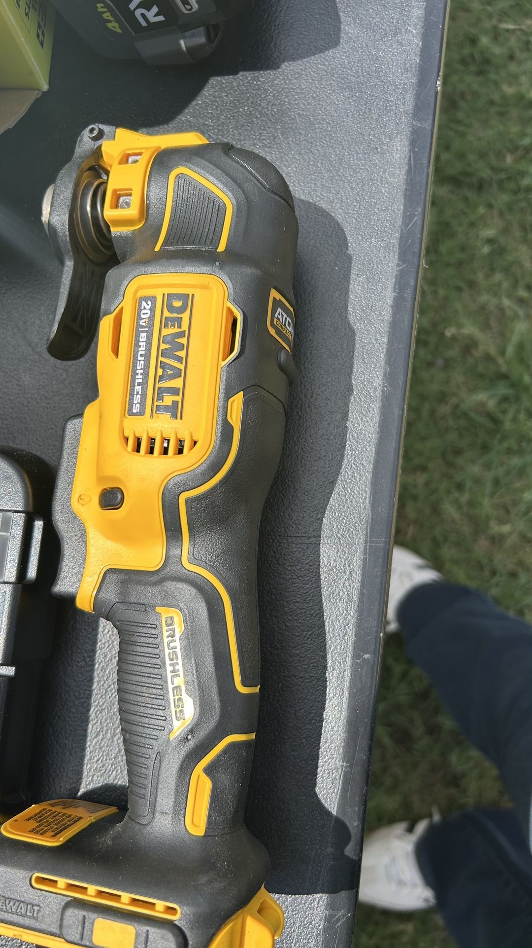 Dewalt multitool 20 v