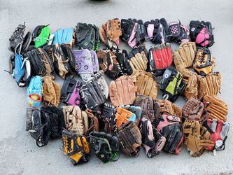 Baseball gloves 8-11 kid sizes $3 Each