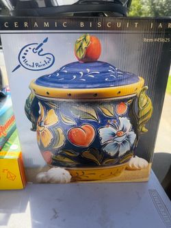Ceramic pot