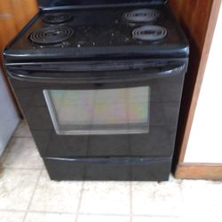 Moving need gone asap (washer dryer dishwasher,stove top) 