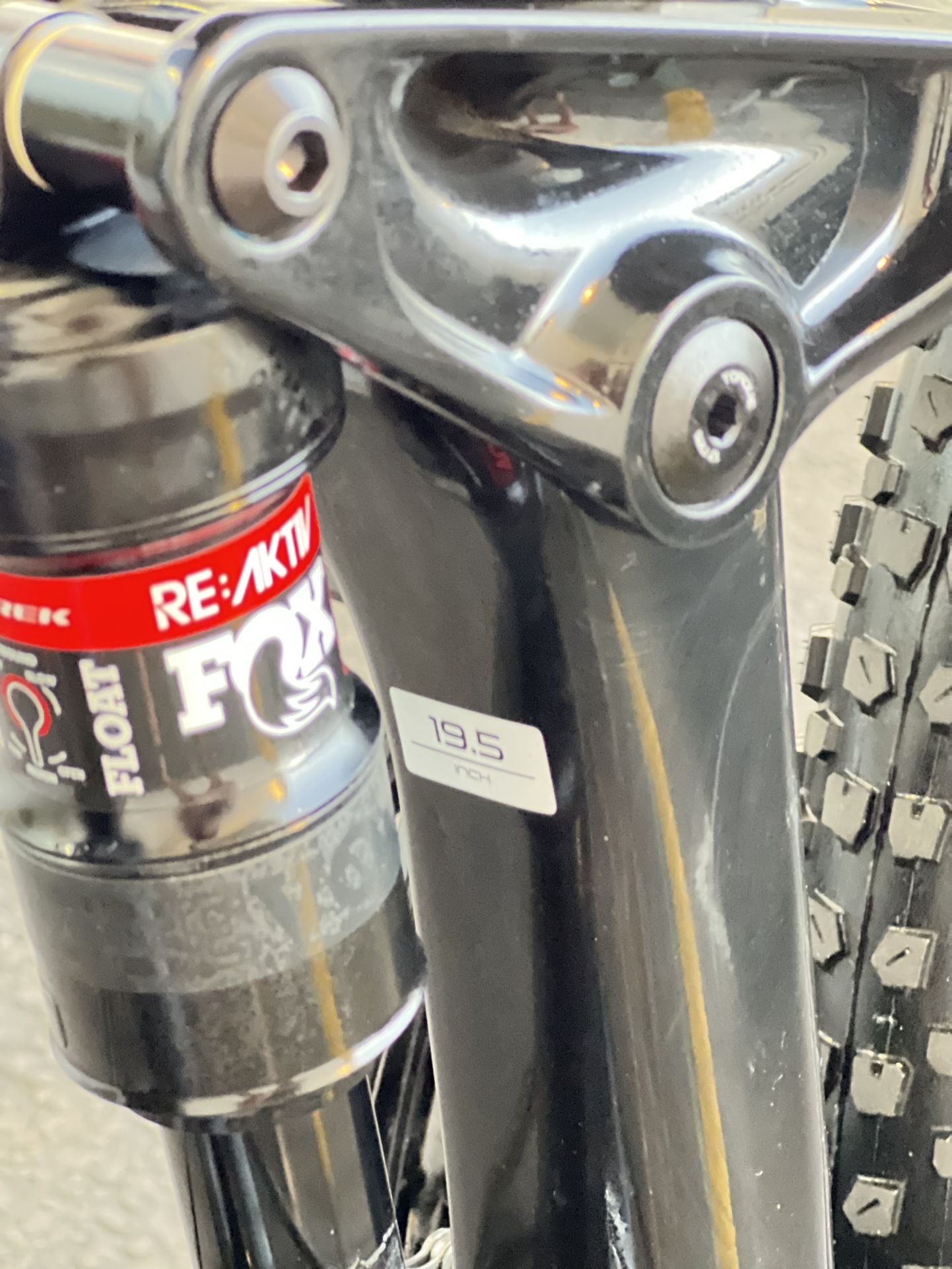 NEW Trek Fuel EX 9.7 Carbon Full Suspension Mountain Bike. LARGE (19.5