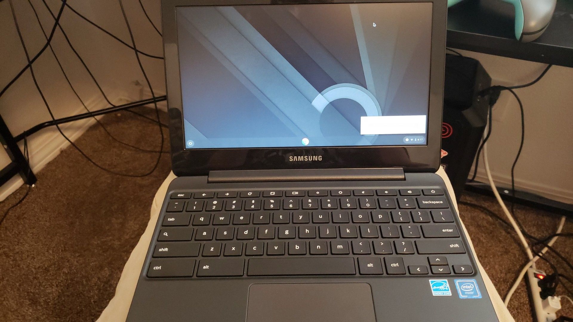 Samsung chrome book rarely used open for trades