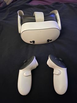 Meta Quest 3 S VR Headset 128GB