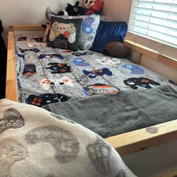 Video Game/Boys Game Boy Bedroom