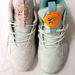 Women Sneakers – Light Green & Pink – Size 8– Gently Used