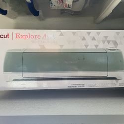 Cricut bundle