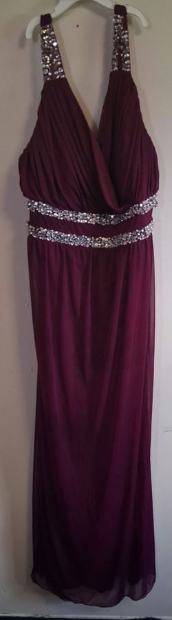 Burgundy Sequin Strap Formal Maxi Dress size 20/21