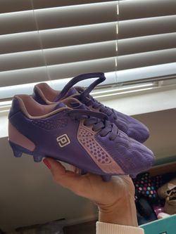Girls Soccer Cleats Size 12