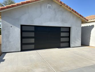 GARAGE DOOR REPAIR & INSTALLATION
