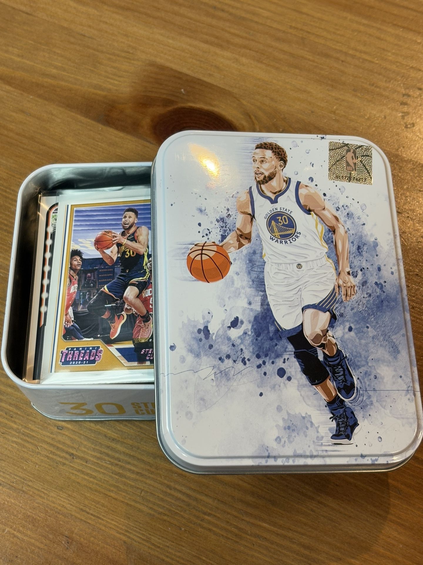 Golden State Warriors Card Lot W/Curry Tin