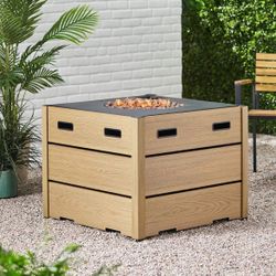 Brand New Wood Resin Outdoor 31" Square Fire Pit