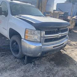 Parting Out 2007 3500 Chevrolet Dually 