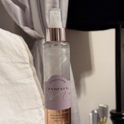 Champagne Toast•Diamond Shimmer Mist•brand New Never Opened
