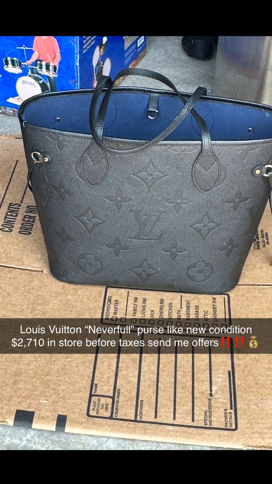 Louis Vuitton Purse (Authentic) 