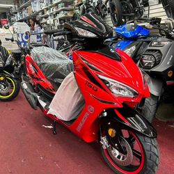 Brand New 2023 Rayo 150cc Gas Scooter 