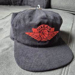 🧢 Nike Air Jordan Strapback Hat 🧢
