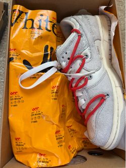 NIKE DUNK LOW