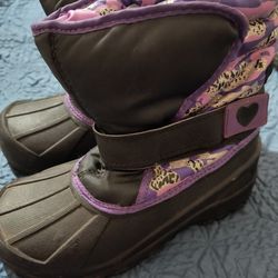 Snow boots Girls Size 2