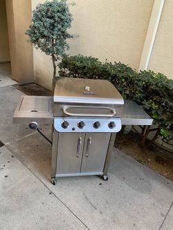 Char-Broil Stainless Steel 4-Burner Gas Grill