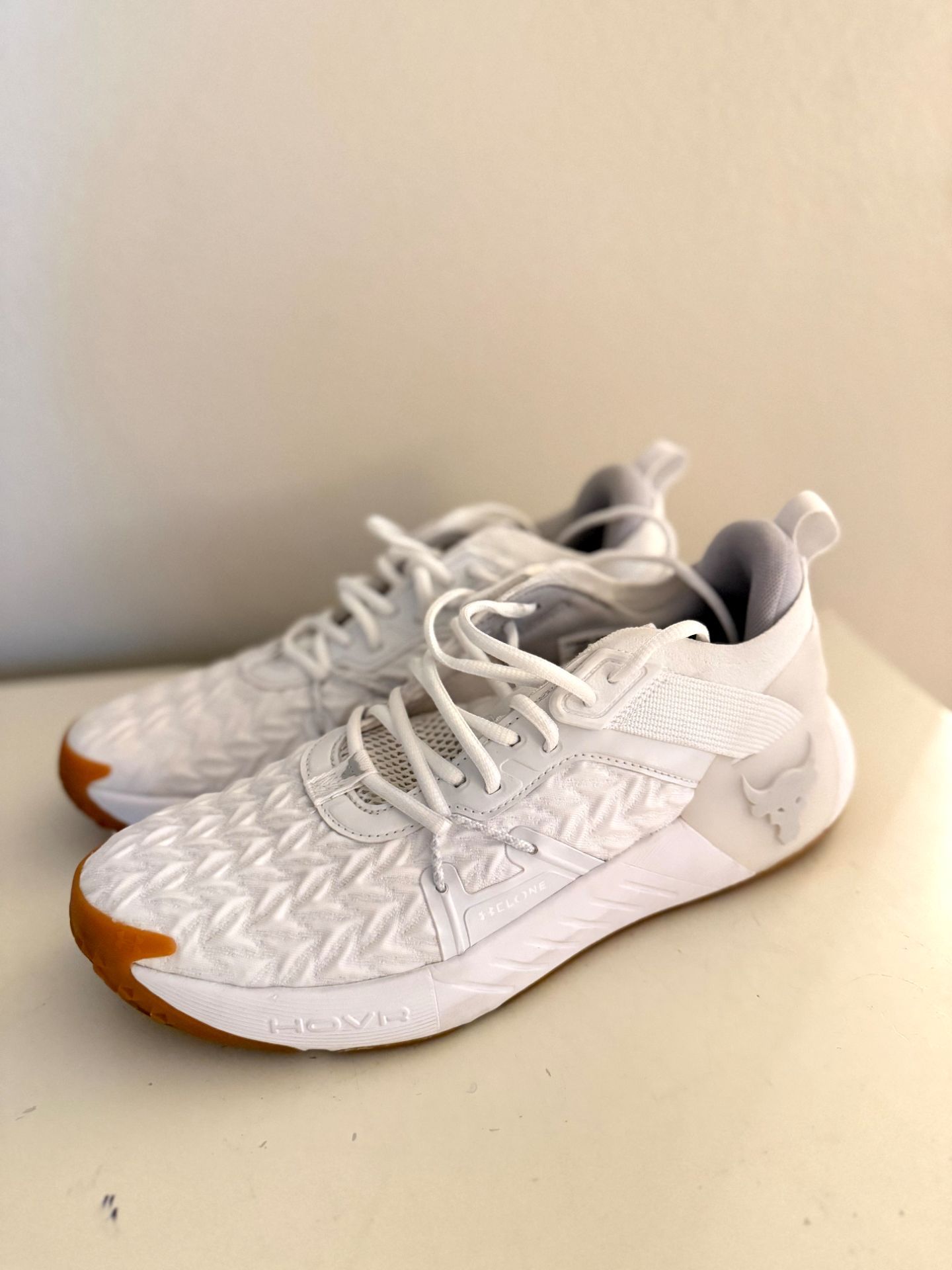 Pending-Under Armour Project Rock 6 training shoe White and Gum size 10.5 men’s