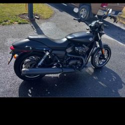 Harley-Davidson Street 750 