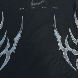 Big Nike Tee