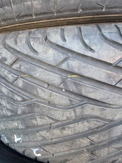 245 35 20 tire