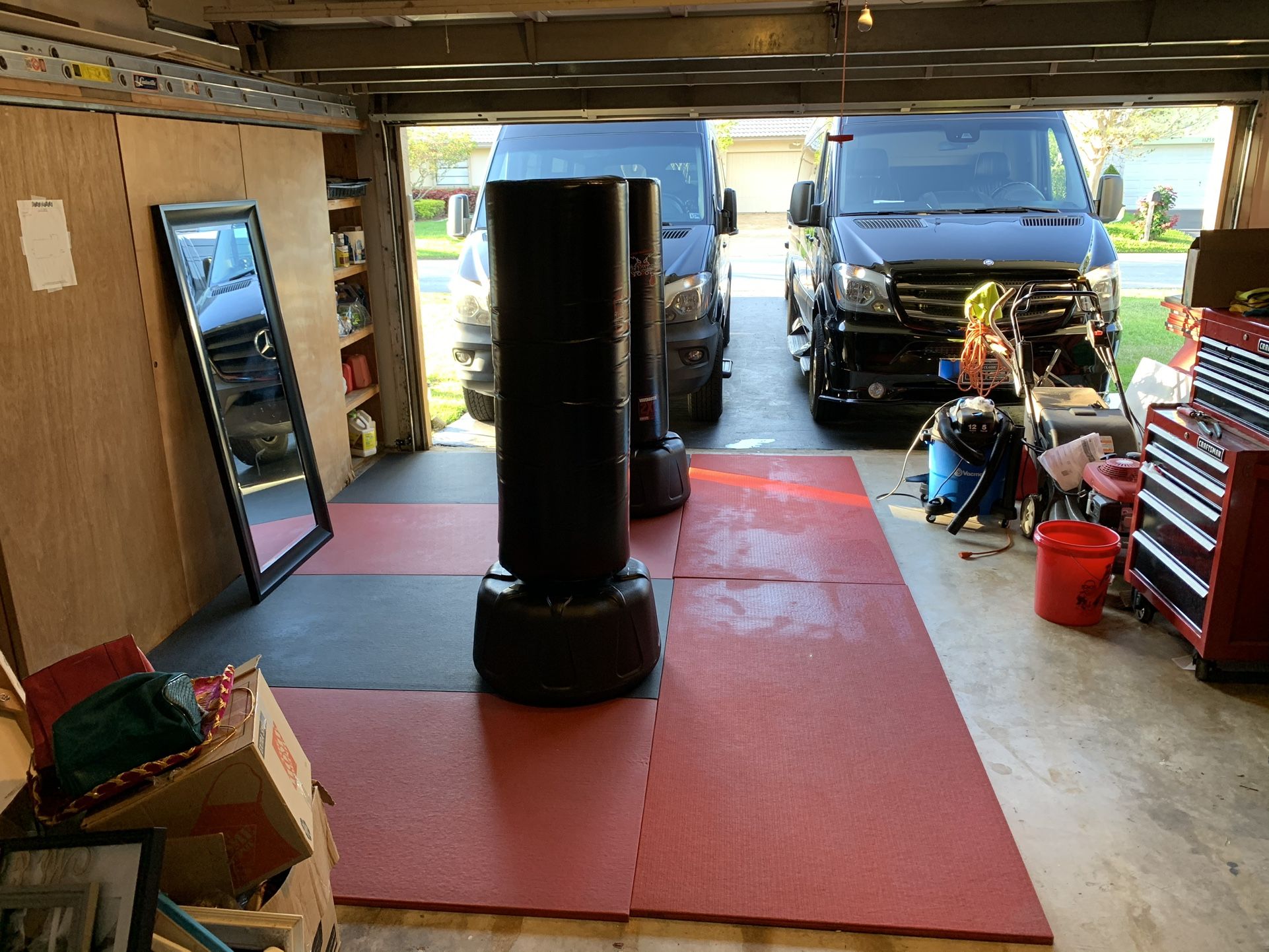 Century Wavemaster 2XL Punching Bags And Zebra 2” Mats