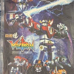 J. Threezero ROBO-DOU Voltron Defender of the Universe Action Figure
