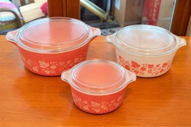 Pyrex Pink Gooseberry Casserole Dish Set