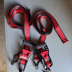 2 ratchet straps