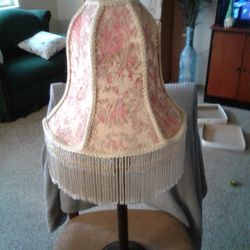 Vintage Luminaire Fringe Lamp