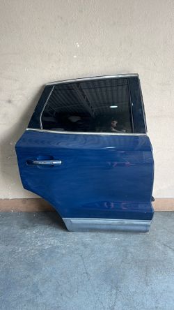 (710) 15-19 Lincoln Mkc Right Rear Door 2015 2016 2017 2018 2019