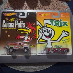 Hot Wheels custom 62 chevy Trix and Texas drive em