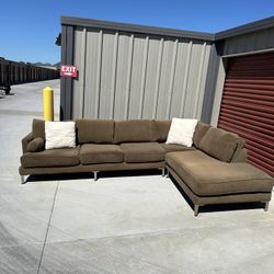 FREE DELIVERY&INSTALLATION Modern Brown Sectional Couch