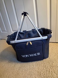 PICNIC BASKET