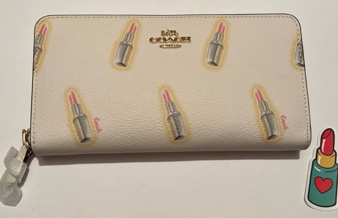Coach Lipstick Chicks accordion wallet cream gold brand new with tags