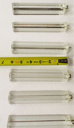 Set of 6 Genuine vintage Murano Venini crystal glass chandelier prisms. These 3 sided prisms are 6” in length and in excellent condition. Se habla esp