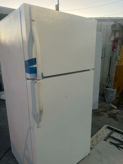 Kenmore Fridge For Sale In North Las Vegad