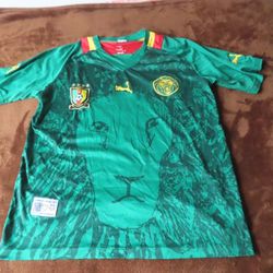 Vintage Puma Jersey CAMEROON AFRICA HOME FOOTBALL SOCCER SHIRT Fecafoot eto'o