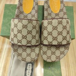 Gucci Slides 