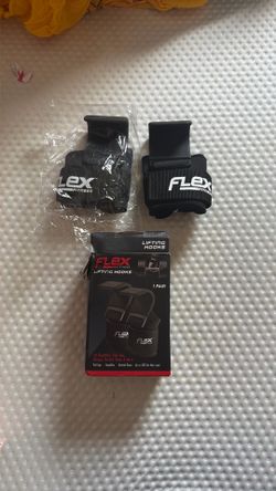 Flex fitness lifting hooks