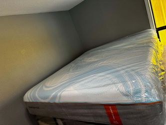 Set queen sizes Mattress and box spring