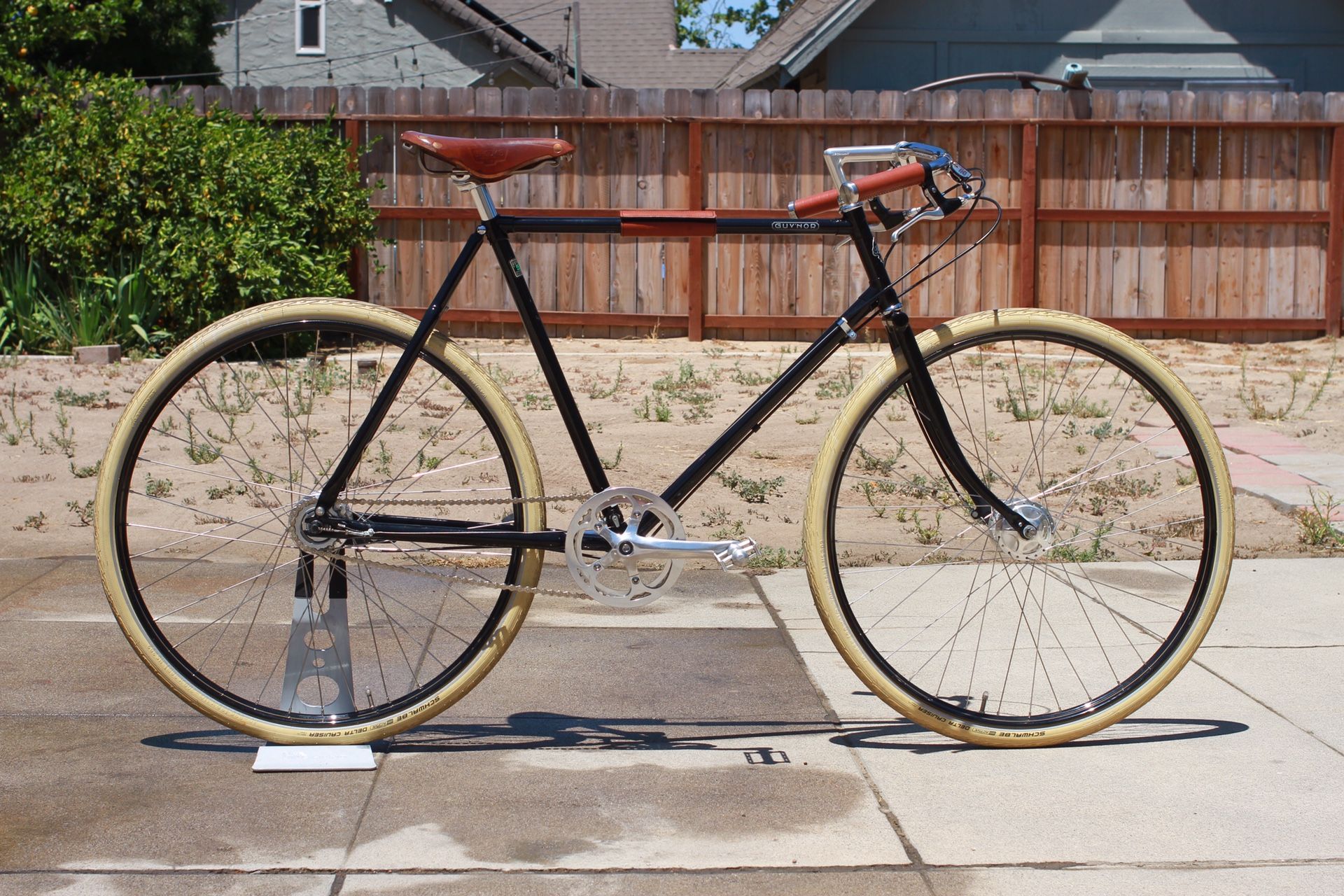Pashley Guv'nor Path Racer Bicycle 22” 3 Speed for Sale in Fresno
